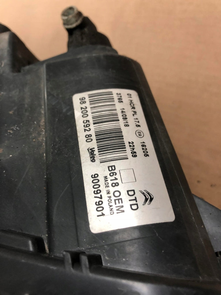 Frontscheinwerfer Citroën C3 III 9820059280 Rechts Scheinwerfer Headlight