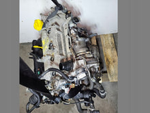 Laden Sie das Bild in den Galerie-Viewer, Motor Nissan Juke HRA2DDT 1.2 115PS 85kW 62TKm Benzin Engine Unkomplett MOT6000096429sq