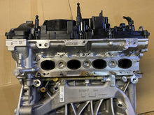 Laden Sie das Bild in den Galerie-Viewer, Motor BMW G30 G20 B48B20B 2.0 1TKm 2019 Benzin Engine Unkomplett