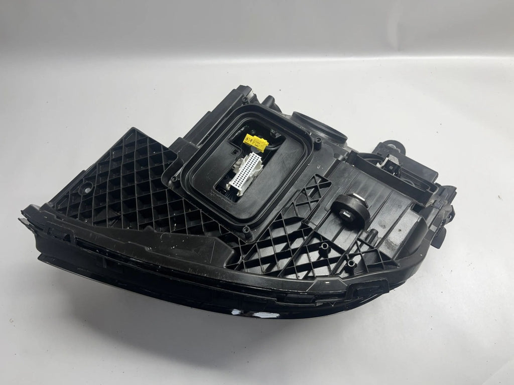 Frontscheinwerfer Mercedes-Benz W213 A2139069808 LED Rechts Headlight SCH8128012149bg