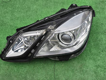 Laden Sie das Bild in den Galerie-Viewer, Frontscheinwerfer Mercedes-Benz W212 A2128204061 Links Scheinwerfer Headlight SCH2722973582lz