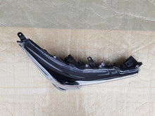 Laden Sie das Bild in den Galerie-Viewer, Frontscheinwerfer Toyota Corolla 81110-02S70 LED Rechts Scheinwerfer Headlight SCH8984036544lq