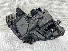 Laden Sie das Bild in den Galerie-Viewer, Frontscheinwerfer Mercedes-Benz W205 A2058200561 Links Scheinwerfer Headlight SCH6416877967fd
