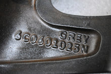 Laden Sie das Bild in den Galerie-Viewer, 2x Alufelge 15 Zoll 6.0&quot; 5x100 40ET Glanz Grau 6C0601025N Mg Polo Rim Wheel