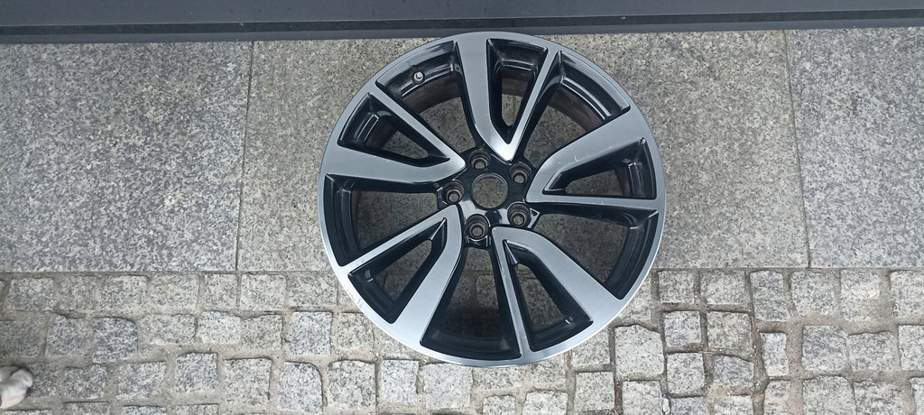 1x Alufelge 19 Zoll 7.0" 5x114.3 40ET AC4CH-T6 Nissan 1 Rim Wheel