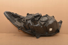 Laden Sie das Bild in den Galerie-Viewer, Frontscheinwerfer Ford Mondeo DS73-13W030-AE Links Scheinwerfer Headlight SCH3151700612kb