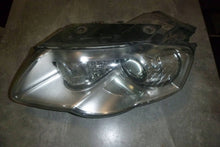 Laden Sie das Bild in den Galerie-Viewer, Frontscheinwerfer VW Passat 3C0941751K Links Scheinwerfer Headlight SCH3605700752lx