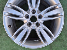 Laden Sie das Bild in den Galerie-Viewer, 1x Alufelge 17 Zoll 5x112 8U0601025E Audi Q3 Rim Wheel FEL9246039920cr