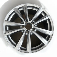 Laden Sie das Bild in den Galerie-Viewer, 1x Alufelge 18 Zoll 7.5&quot; 5x112 52ET A2464010600 Mercedes-Benz W246 Rim Wheel