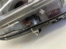 Laden Sie das Bild in den Galerie-Viewer, Frontscheinwerfer Mazda II 51040AS345 Links Scheinwerfer Headlight