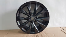 Load image into Gallery viewer, 1x Alufelge 19 Zoll 8.0" 5x112 45ET 5LA601025 Skoda Octavia Kodiaq Rim Wheel FEL5051793184za