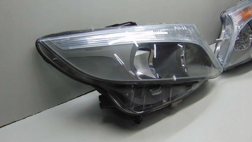 Frontscheinwerfer Mercedes-Benz Vito W447 A4478200061 Ein Satz Headlight SCH8020249644jb
