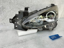 Laden Sie das Bild in den Galerie-Viewer, Frontscheinwerfer Mazda 3 B45A51040 Links Scheinwerfer Headlight SCH1660639864io