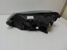 Laden Sie das Bild in den Galerie-Viewer, Frontscheinwerfer Skoda Superb III 3V1941016A Xenon Rechts Headlight SCH5766664162gv