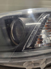 Load image into Gallery viewer, Frontscheinwerfer Saab 9-3 1EL010317-05 Xenon Ein Satz Scheinwerfer Headlight SCH9031727360ky