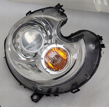 Laden Sie das Bild in den Galerie-Viewer, Frontscheinwerfer Mini R57 R55 R56 162705-03 Bi-Xenon Rechts Headlight SCH4691411278lk