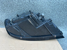 Laden Sie das Bild in den Galerie-Viewer, Frontscheinwerfer Volvo S40 I 31335245 Links Scheinwerfer Headlight SCH5874049729li