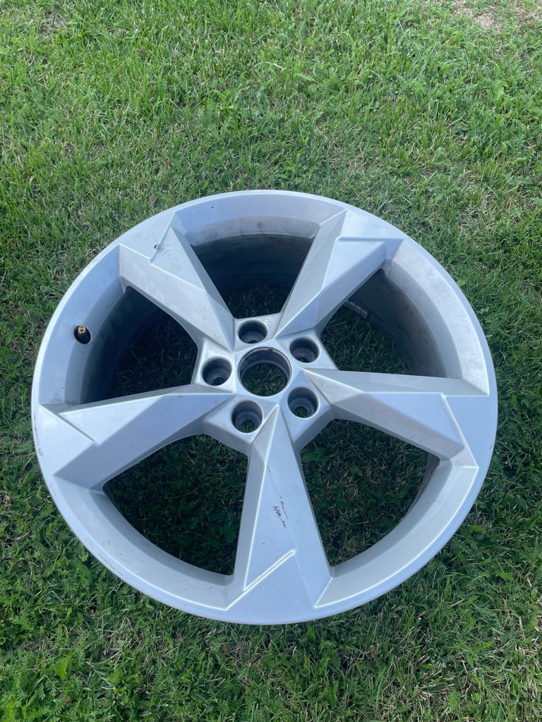 1x Alufelge 19 Zoll 7.0" 5x112 43ET Glanz Silber 83A601025 Audi Q3 Rim Wheel FEL3974918155hd