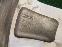 Load image into Gallery viewer, 1x Alufelge 18 Zoll 7.5" 5x108 46ET 80000277 Volvo Rim Wheel FEL5749501618pr