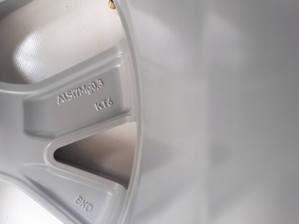 2x Alufelge 17 Zoll 7.0" 5x114.3 40ET Glanz 403004404R Renault Rim Wheel