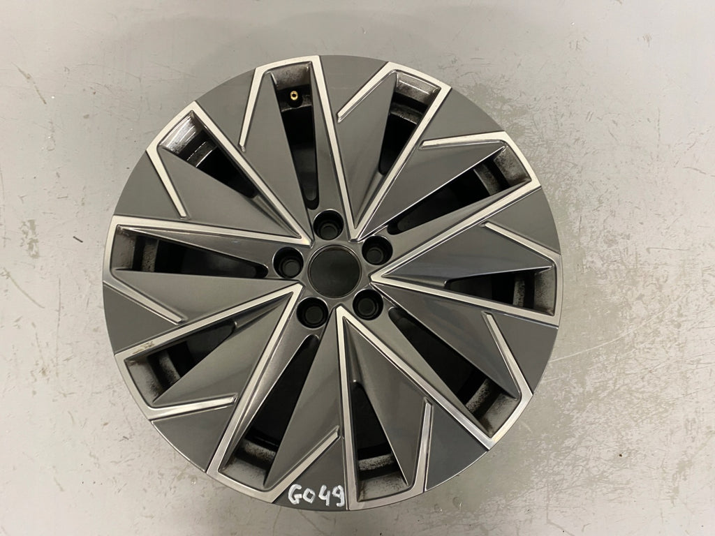1x Alufelge 17 Zoll 6.5" 5x100 40ET Glanz Schwarz 658601025A Skoda Scala FEL6235816022le
