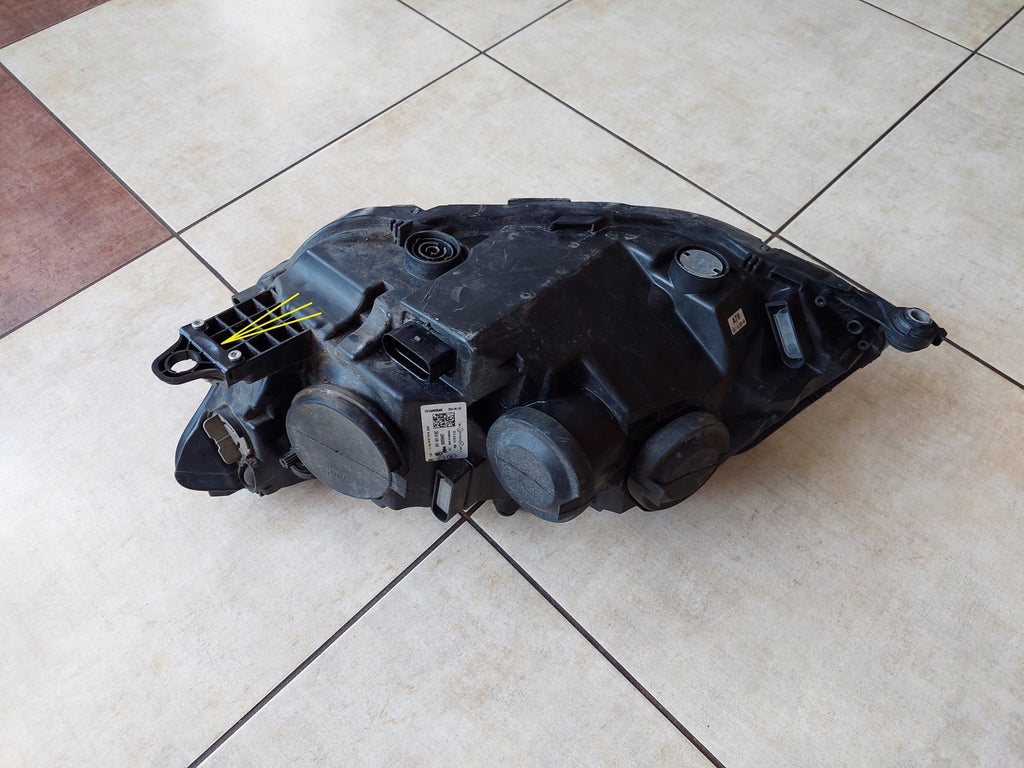 Frontscheinwerfer Skoda Fabia III 6V1941016C Rechts Scheinwerfer Headlight SCH2082559817lw