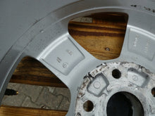 Load image into Gallery viewer, 1x Alufelge 16 Zoll 6.0" 5x112 50ET Glanz Silber 1T4071496 VW Rim Wheel FEL9391853820re