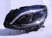 Laden Sie das Bild in den Galerie-Viewer, Frontscheinwerfer Mercedes-Benz W246 A2469066901 LE13A6317 LED Links Headlight SCH9643703134iz