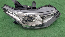 Laden Sie das Bild in den Galerie-Viewer, Frontscheinwerfer Mitsubishi Outlander III 8301C1-98 Rechts Headlight