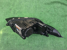 Laden Sie das Bild in den Galerie-Viewer, Frontscheinwerfer Land Rover Evoque DJ3M-13W030-ED Bi-Xenon Links Headlight SCH6646394474gp