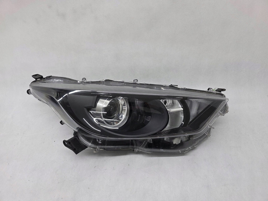 Frontscheinwerfer Toyota 4 Yaris SPP15162 Rechts Scheinwerfer Headlight SCH2347147146qc