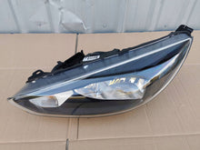 Laden Sie das Bild in den Galerie-Viewer, Frontscheinwerfer Ford Focus III F1EB-13W030-A-BAX LED Links Headlight SCH4993412775gl