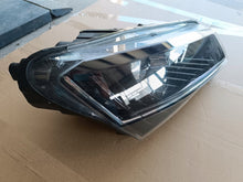 Laden Sie das Bild in den Galerie-Viewer, Frontscheinwerfer Skoda Superb III 3V1941016B Xenon Rechts Headlight