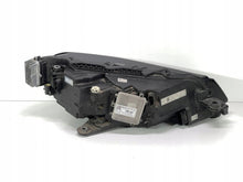 Laden Sie das Bild in den Galerie-Viewer, Frontscheinwerfer Skoda Superb 11502030000 Rechts Scheinwerfer Headlight SCH3612171873qv