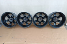 Laden Sie das Bild in den Galerie-Viewer, 4x Alufelge 18 Zoll 7.0" 6x114.3 45ET Mercedes-Benz Navara D23 Rim Wheel FEL3968874685hv