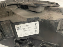 Laden Sie das Bild in den Galerie-Viewer, Frontscheinwerfer Tesla Model 3 1514952-00-D Full LED Links Headlight