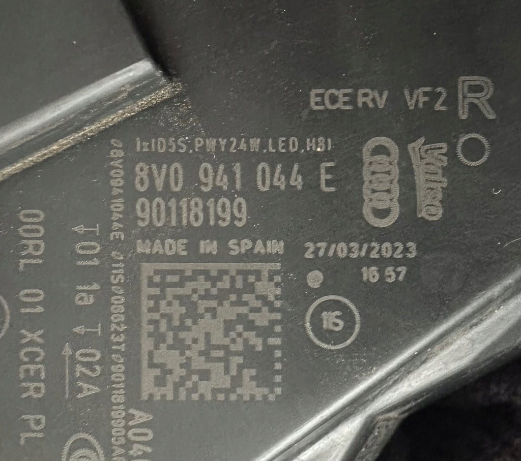 Frontscheinwerfer Audi A3 8V0941044E FALSE Scheinwerfer Headlight SCH1915861425cv