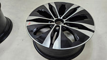 Laden Sie das Bild in den Galerie-Viewer, 1x Alufelge 18 Zoll 7.5&quot; 5x112 A2064015100 Mercedes-Benz Rim Wheel