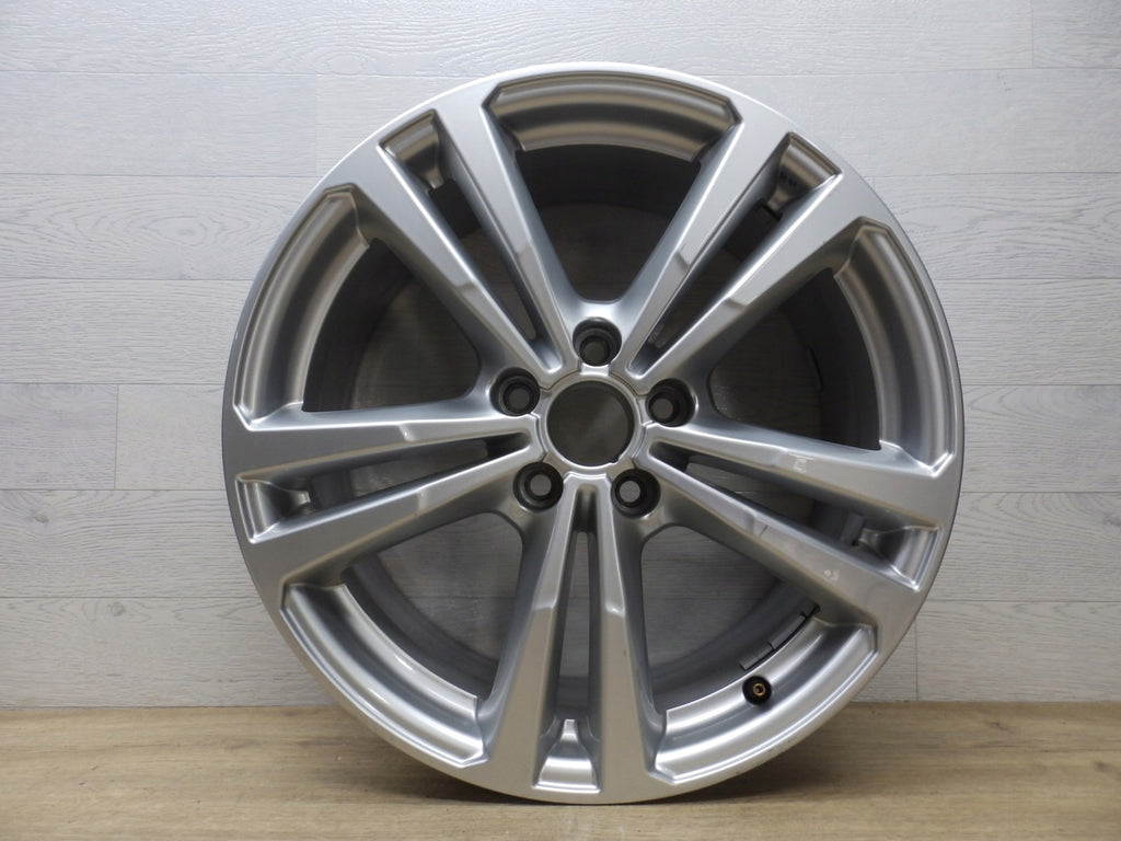 1x Alufelge 18 Zoll 7.5" 5x112 51ET Glanz Silber 8V0601025AJ Audi A3 Rim Wheel