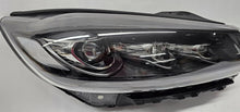 Load image into Gallery viewer, Frontscheinwerfer Kia Sorento III 92102-C5620 C5921-21220 Rechts Headlight