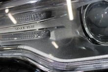 Laden Sie das Bild in den Galerie-Viewer, Frontscheinwerfer Jeep Grand Cherokee Wk2 68144708AG 68144709AG Xenon Ein Satz SCH4559590071kn
