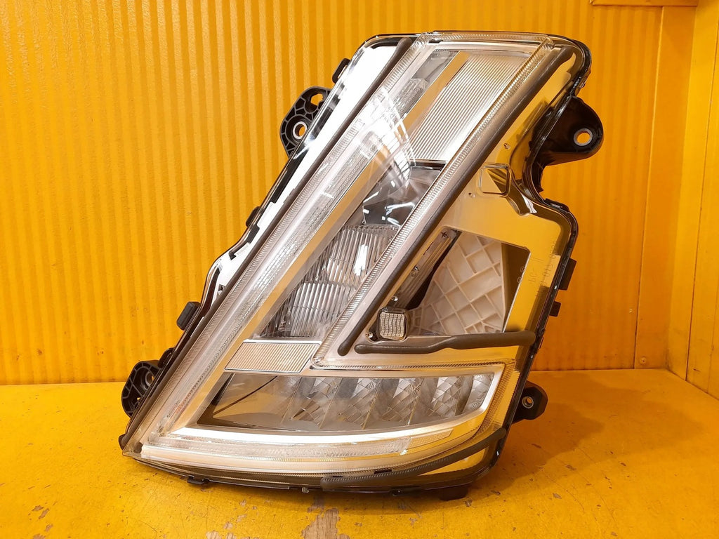 Frontscheinwerfer Volvo 24056508 11034210002 LED Links Scheinwerfer Headlight SCH9656722424lh