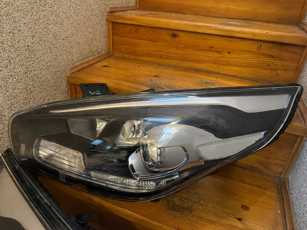 Frontscheinwerfer Kia Carens Ein Stück (Rechts oder Links) Headlight