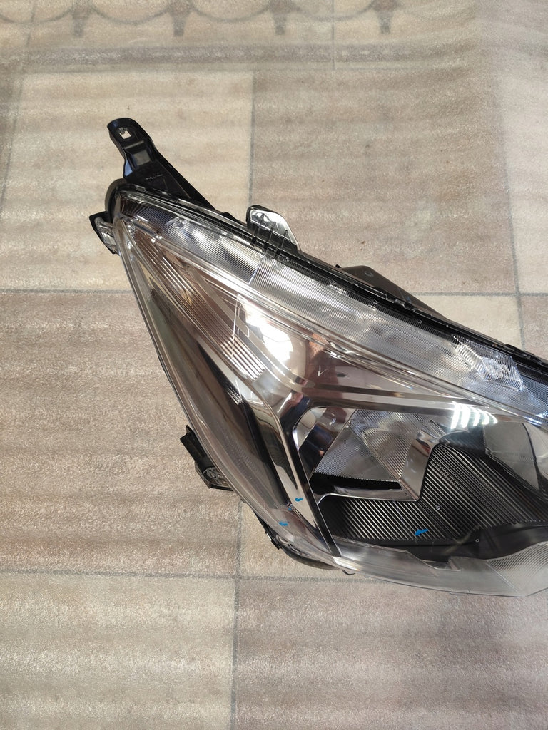 Frontscheinwerfer Mitsubishi Space W Star 8301D446 FALSE Scheinwerfer Headlight SCH3778926929yj