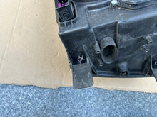 Load image into Gallery viewer, Frontscheinwerfer VW Crafter 2E1941005 Links Scheinwerfer Headlight SCH3883815017nh