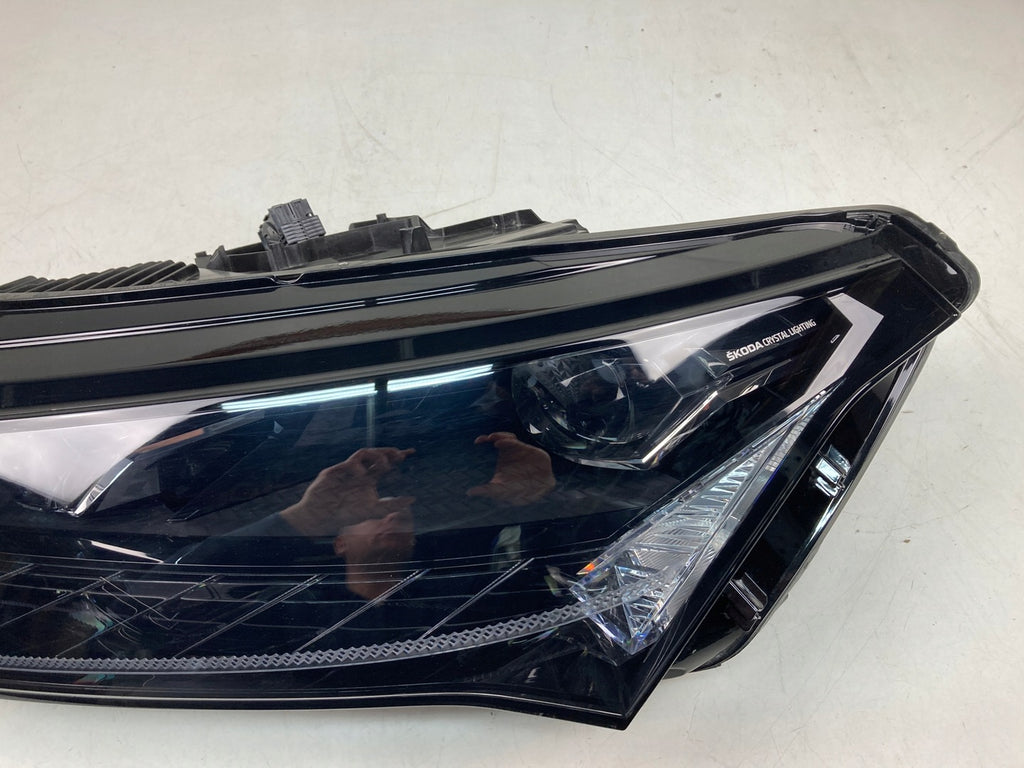 Frontscheinwerfer Skoda Enyaq 5LB941015 LED Links Scheinwerfer Headlight