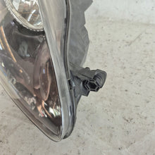 Laden Sie das Bild in den Galerie-Viewer, Frontscheinwerfer Seat Leon 5P1941034A Rechts Scheinwerfer Headlight