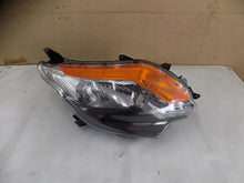 Laden Sie das Bild in den Galerie-Viewer, Frontscheinwerfer Mitsubishi L200 8301D154 Rechts Scheinwerfer Headlight