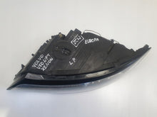 Load image into Gallery viewer, Frontscheinwerfer Volvo S40 II 31265698 Xenon Links Scheinwerfer Headlight SCH4391520451un