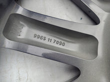 Load image into Gallery viewer, 1x Alufelge 19 Zoll 7.0&quot; 5x114.3 45ET Glanz 9965117090 Mazda Cx-5 Mg Rim Wheel